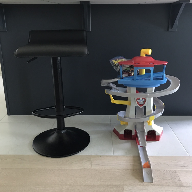 Paw Patrol, True Metal Adventure Bay Rescue Way Toy Playset image indicator(9)