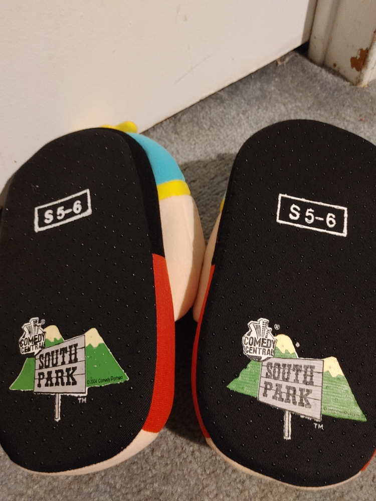 🥕SOUTH PARK CARTMAN BEEFCAKE SLIPPERS MENS SIZE 10-11 NEW image indicator(4)