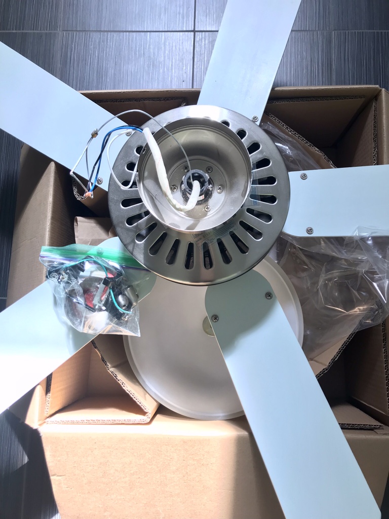 Ceiling Fan LED bulbs - photo 4