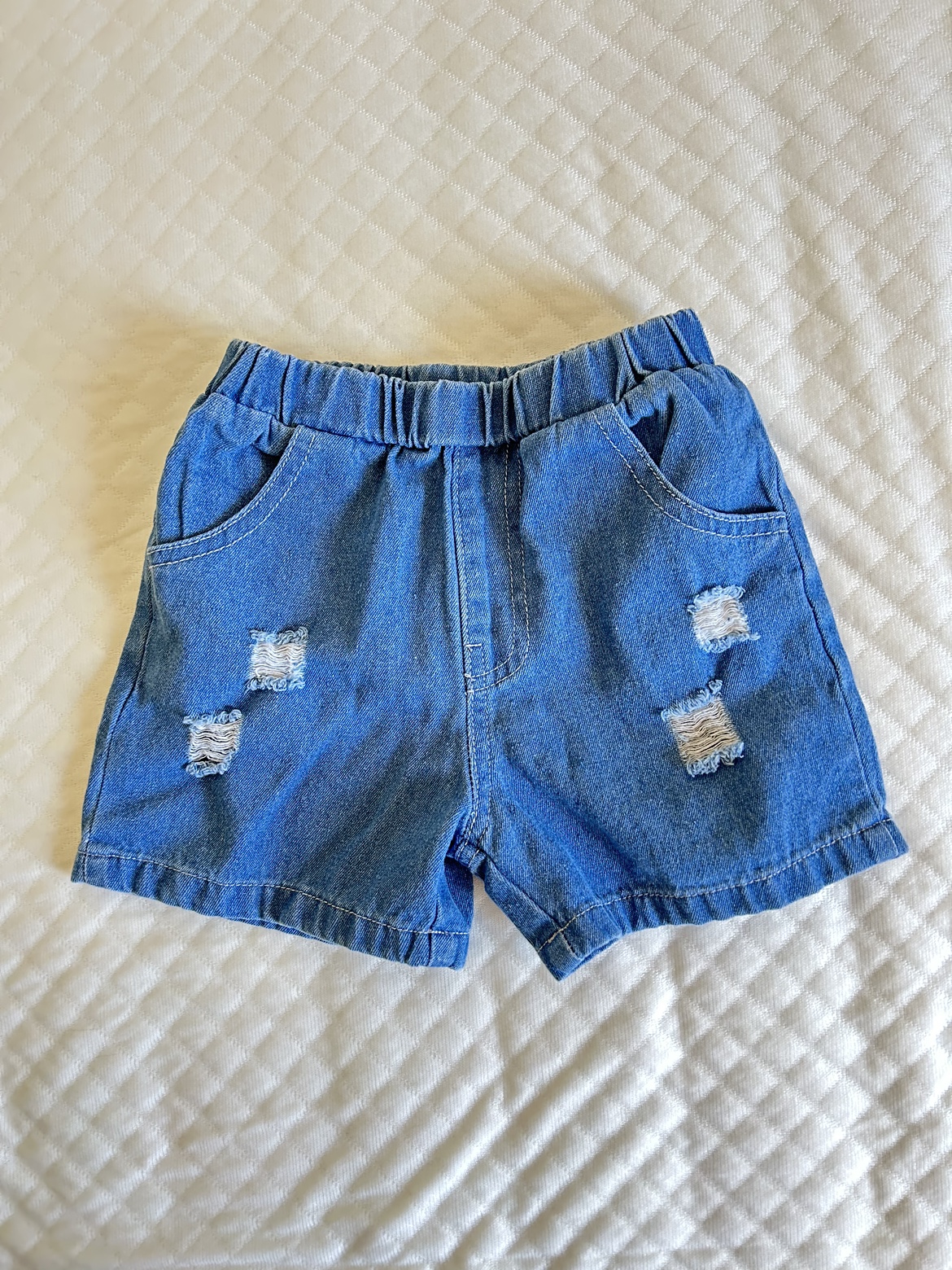 Jeans ripped Short thumbnail