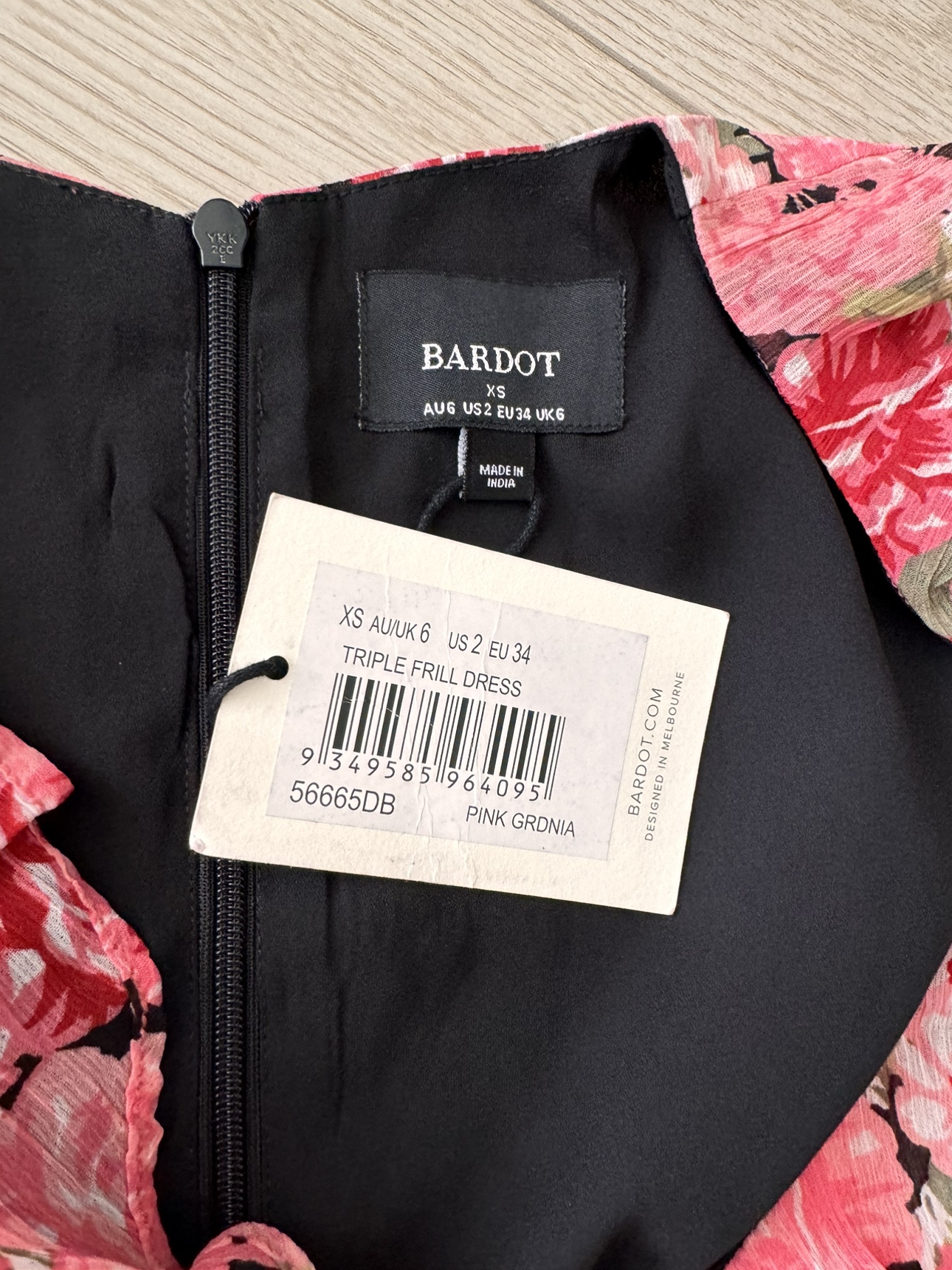 Bardot dress image indicator(5)