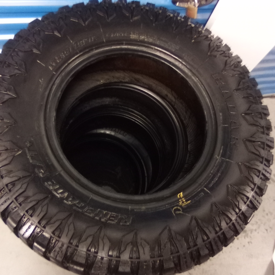285 75 18 renegade rt+ 80% left (2023) $500 obo - photo 2