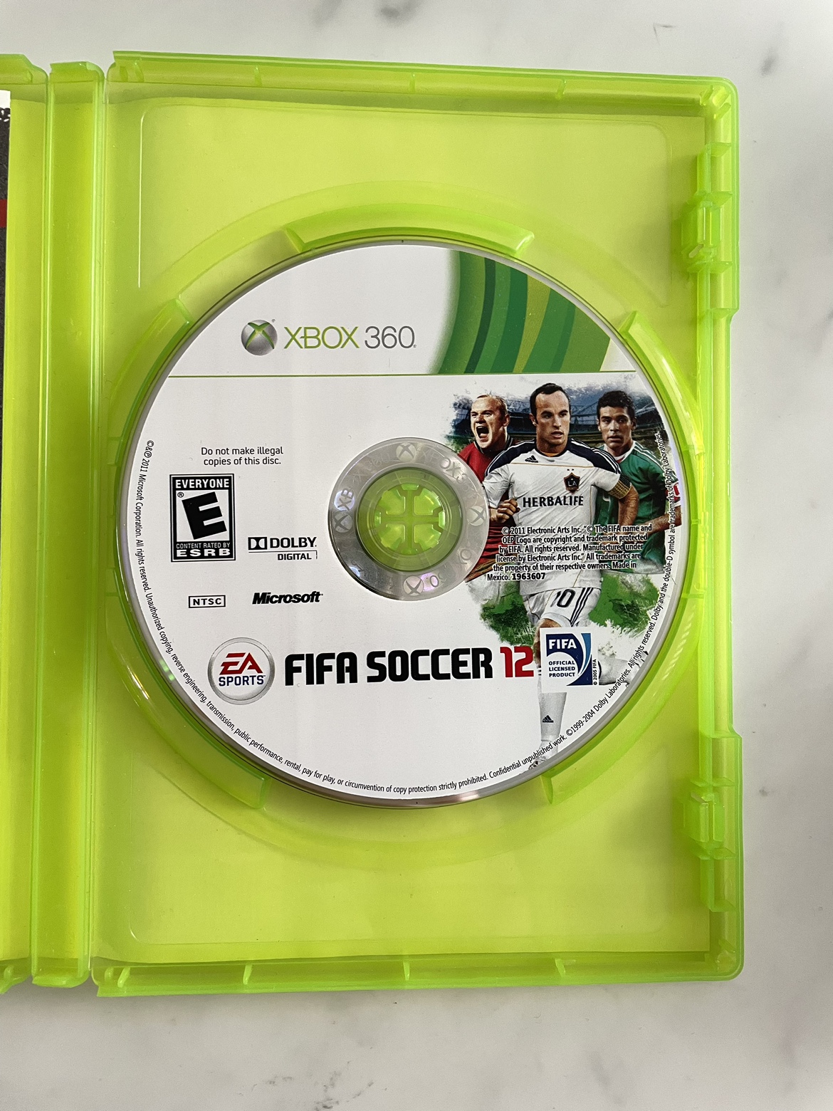 XBOX 360 Games - NHL 12 / FIFA Soccer 12 image indicator(3)