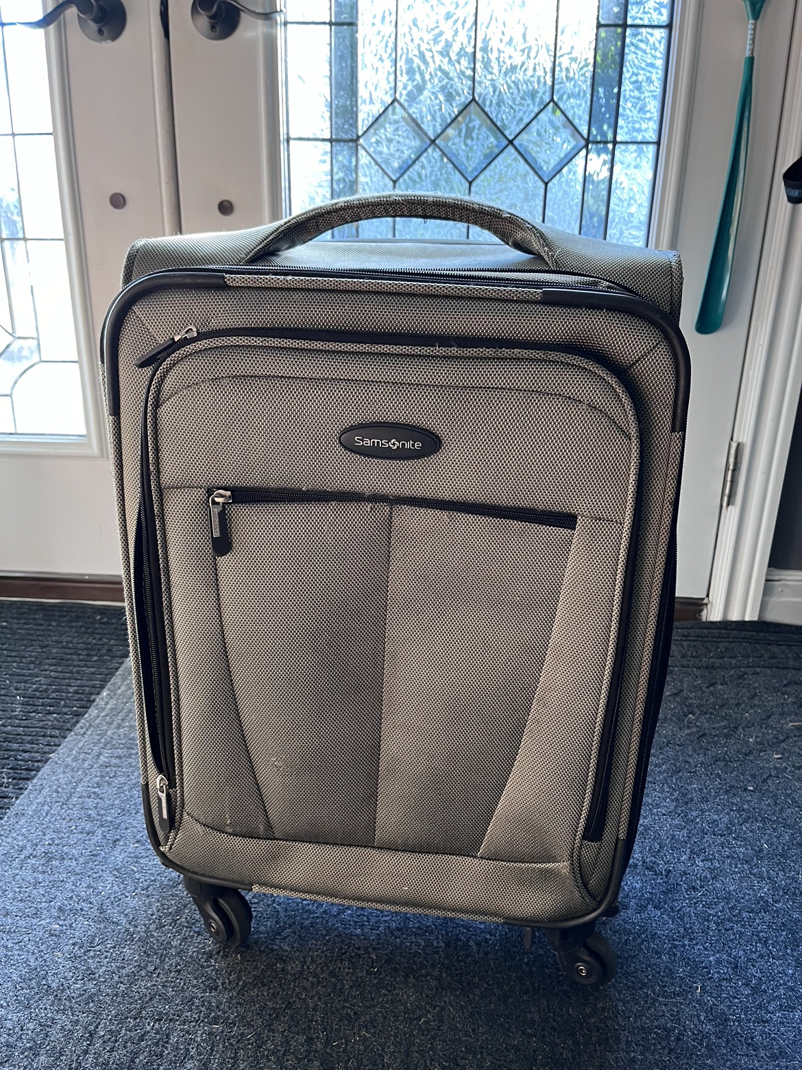 SAMSONITE WHEELED SUITCASE 21X15IN
