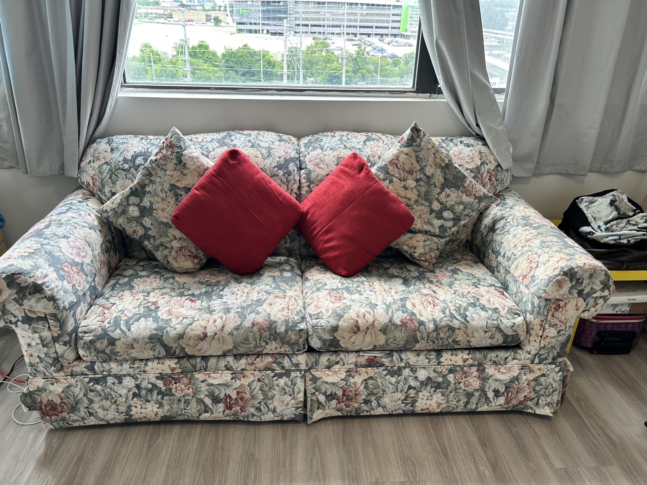 Sofa /Couch