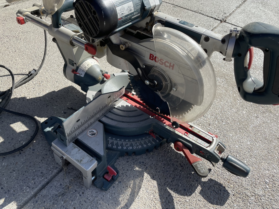 Bosch 10”  bevel glider sliding compound miter saw. 4410L - photo 3
