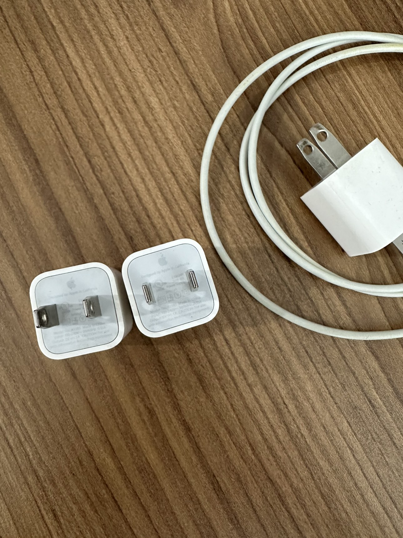 iPhone charging blocks and lightning cable thumbnail