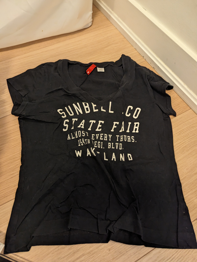 Summer Clothes Size S $5 for all image indicator(2)