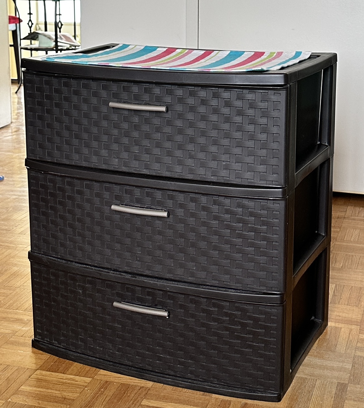 IKEA 3 drawer espresso wave tower - photo 2
