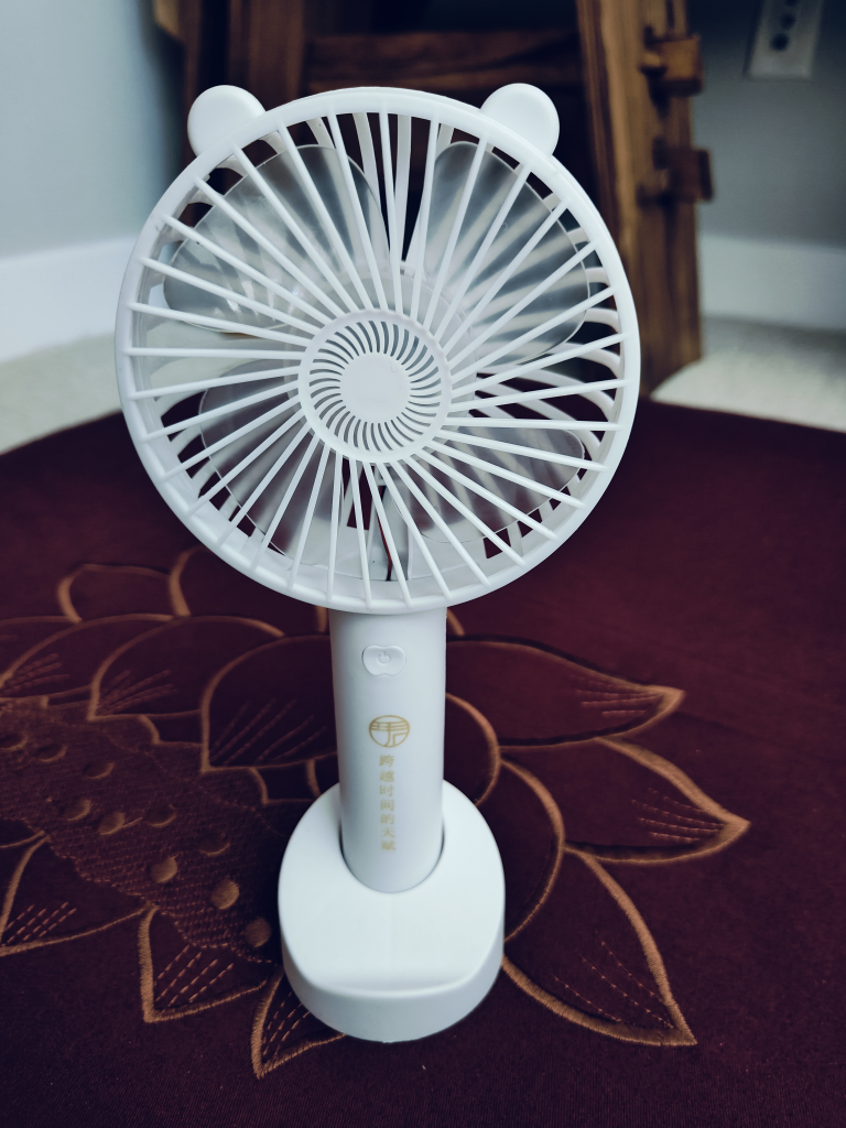 Brand New Portable Fan with USB Charge and Stand image indicator(4)