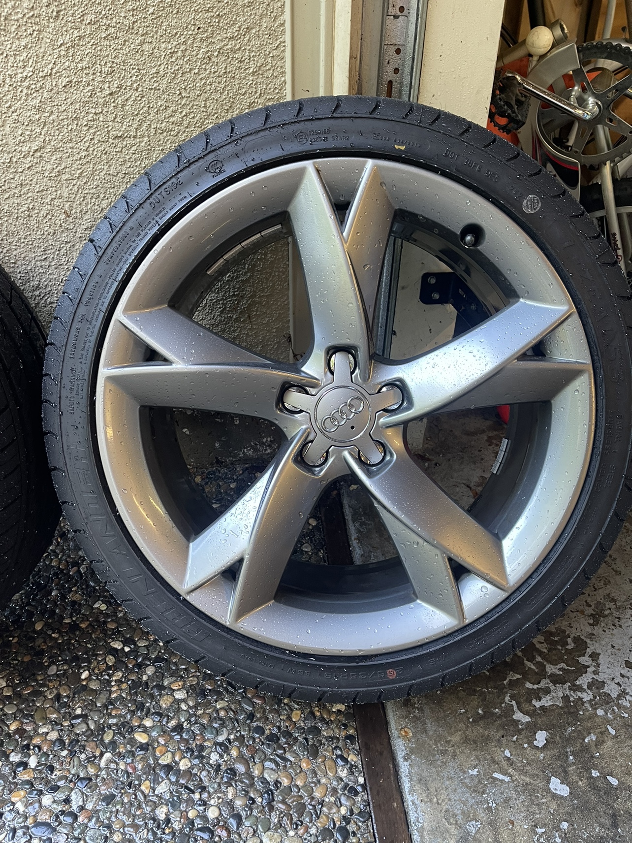 Audi 19” rims. Brand new all season tires - photo 4