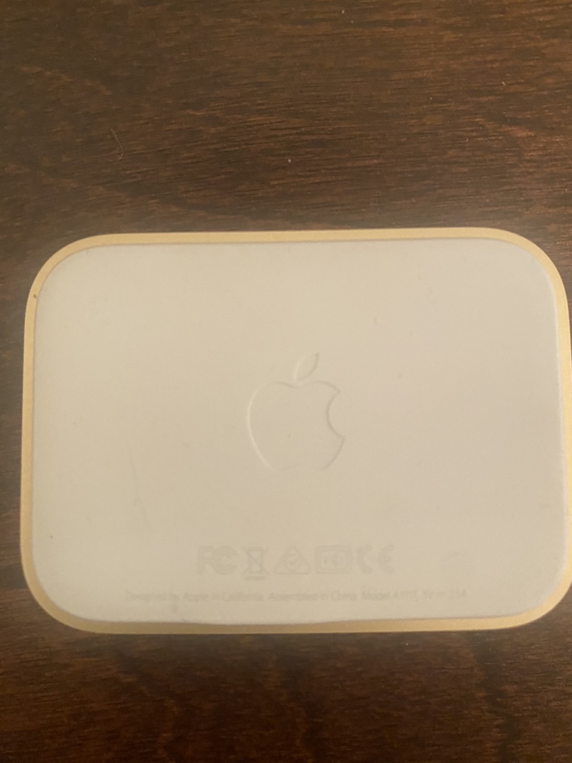 iPhone Dock - Rose Gold image indicator(2)