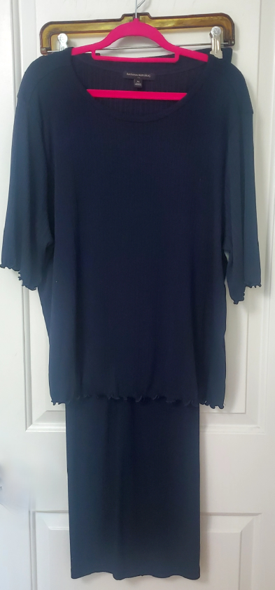 Banana Republic Navy 2PC Outfit thumbnail