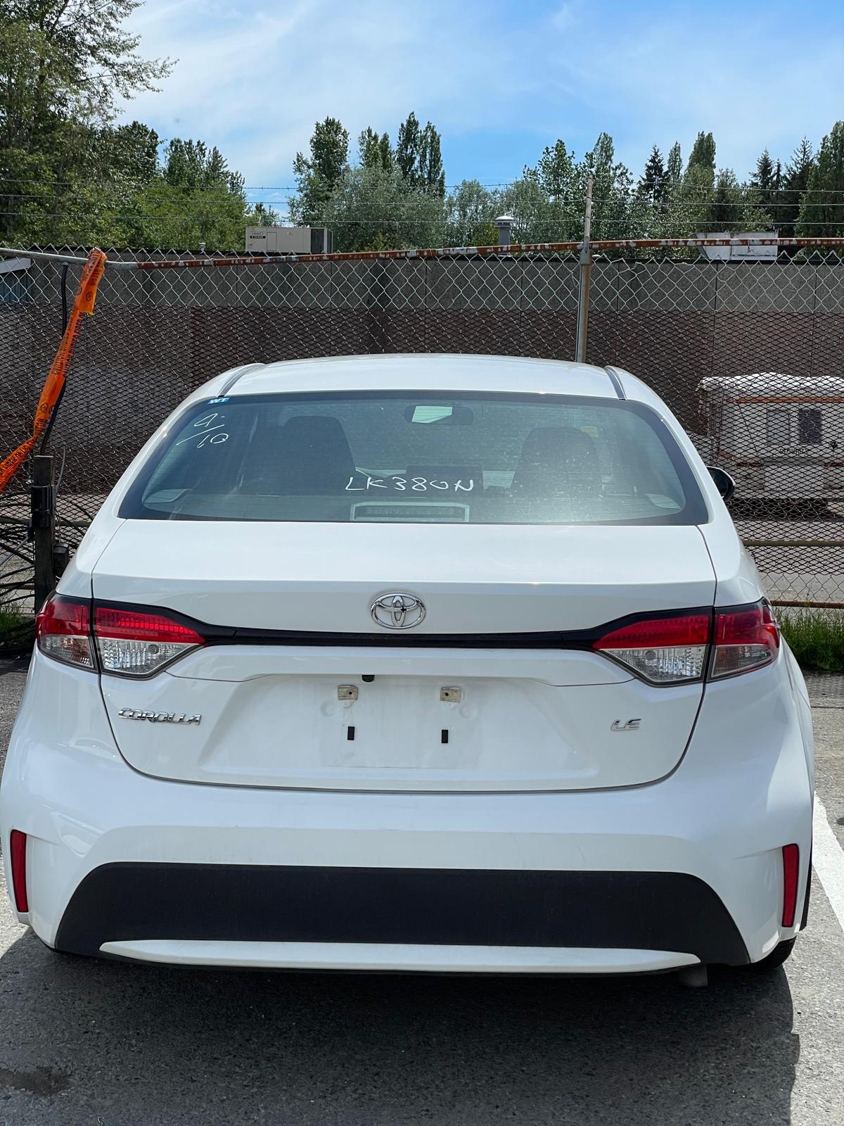Toyota corolla hybrid - photo 2