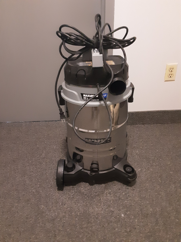 wet and dry vacuum thumbnail