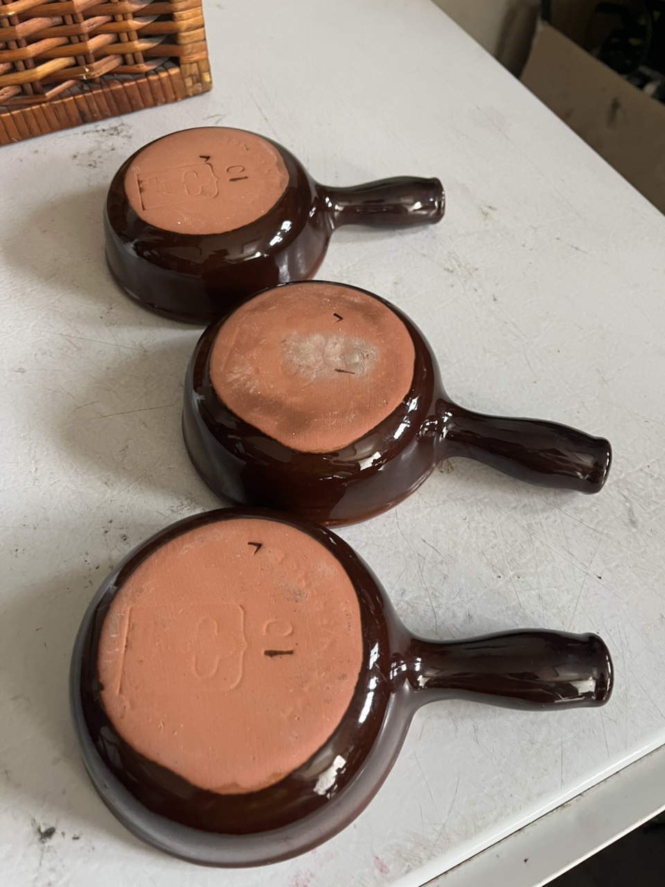 3 French Onion Soup Bowls image indicator(2)