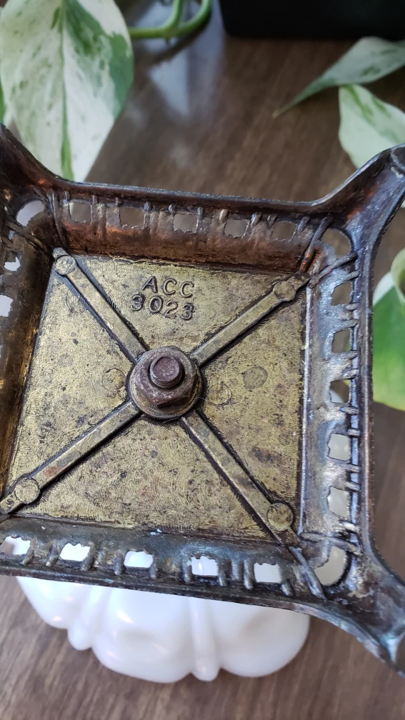 Pedestal bowl with base image indicator(4)