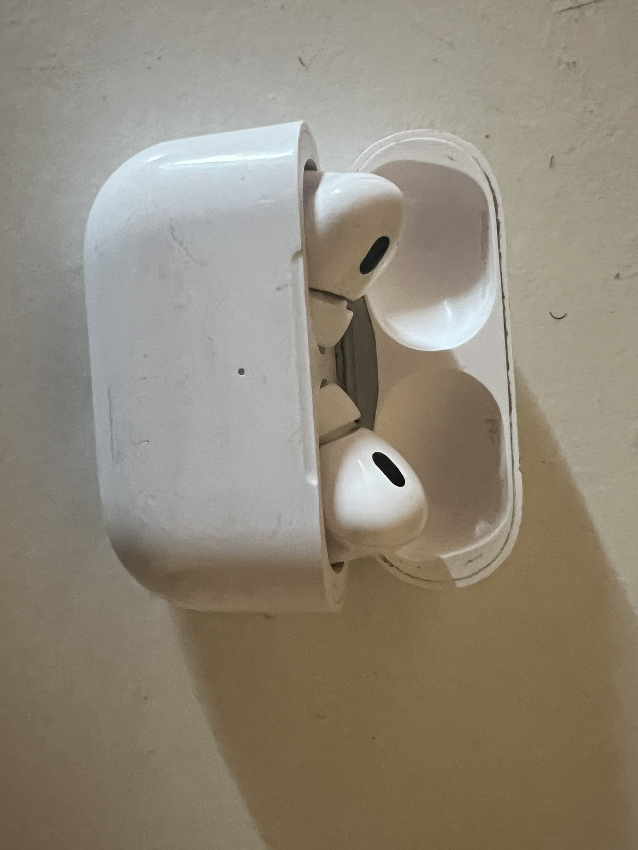 AirPods Pro 2nd Gen - photo 2
