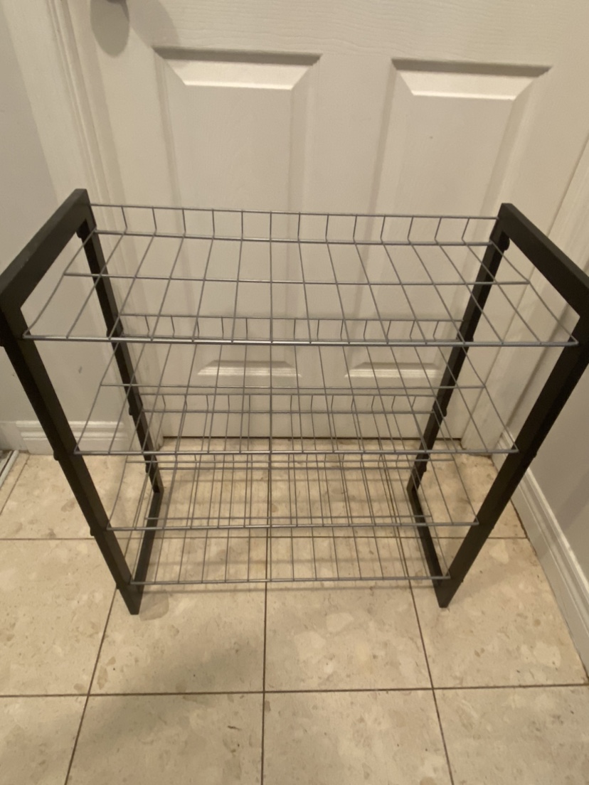 Shoe rack