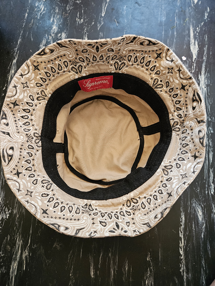 supreme/obey/planet 13 bucket hat image indicator(2)