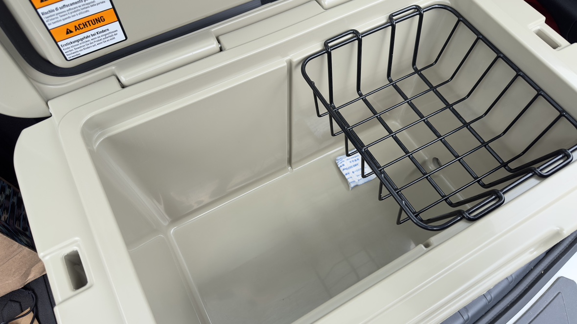 YETI Tundra 45 Cooler Tan - photo 4