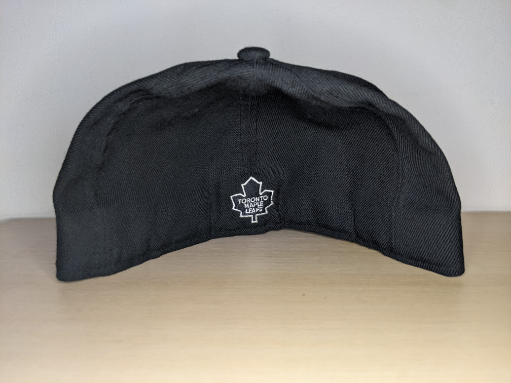 Toronto Maple Leafs NHL New Era 59FIFTY Fitted Hat Size 7 1/2 image indicator(2)