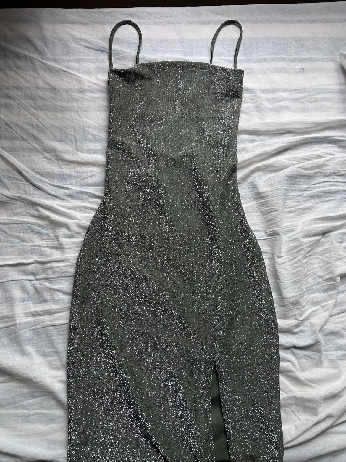 Gorgeous green sparkly backless bodycon dress thumbnail