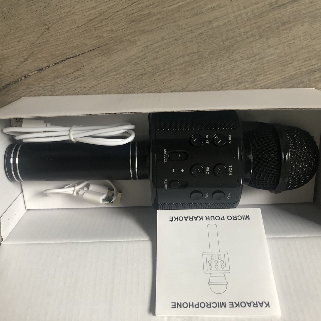 **Wireless Bluetooth Karaoke Microphone** - photo 4