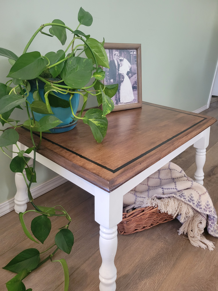 Vintage Coffee Table - photo 3