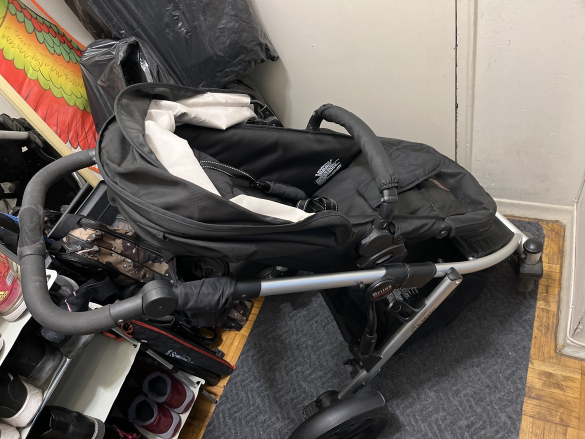 Britax stroller with accessory - photo 4