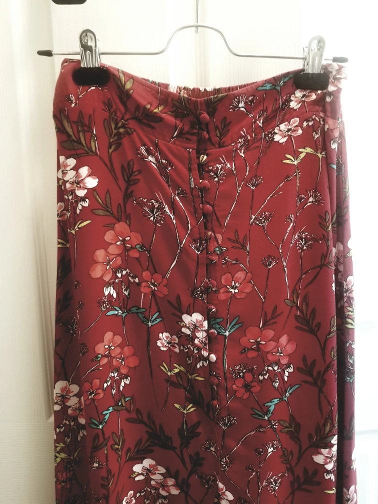 EXPRESS Button Front Floral Print Boho Maxi Skirt image indicator(6)