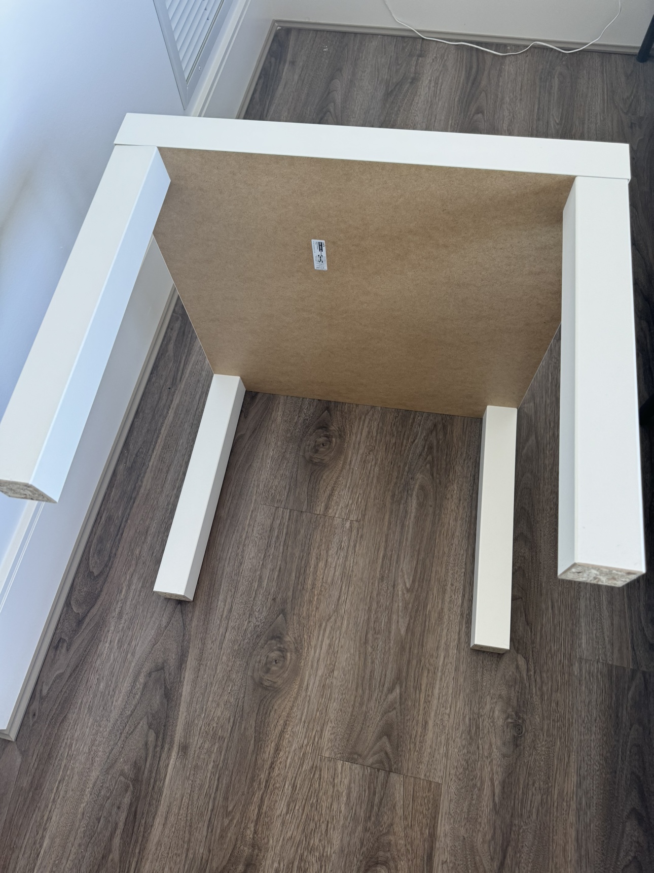 Moving out sale - ikea lack table - photo 4