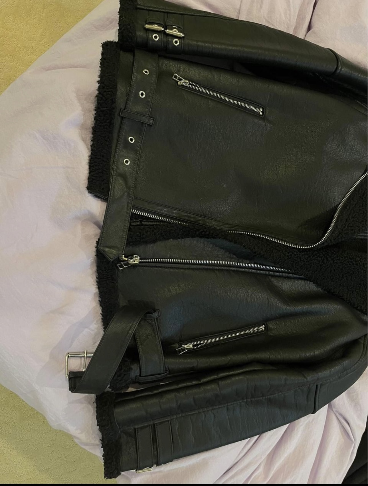 Black leather jacket with silver detail - photo 3