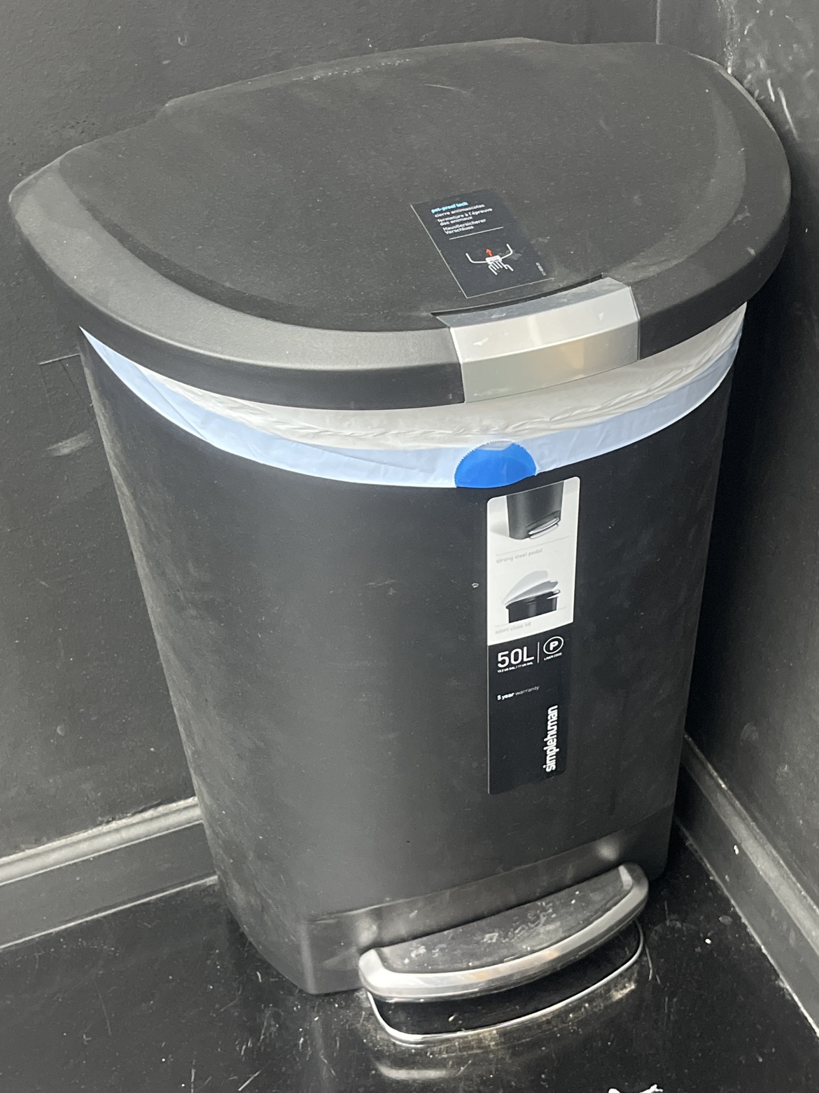 Dustbin
