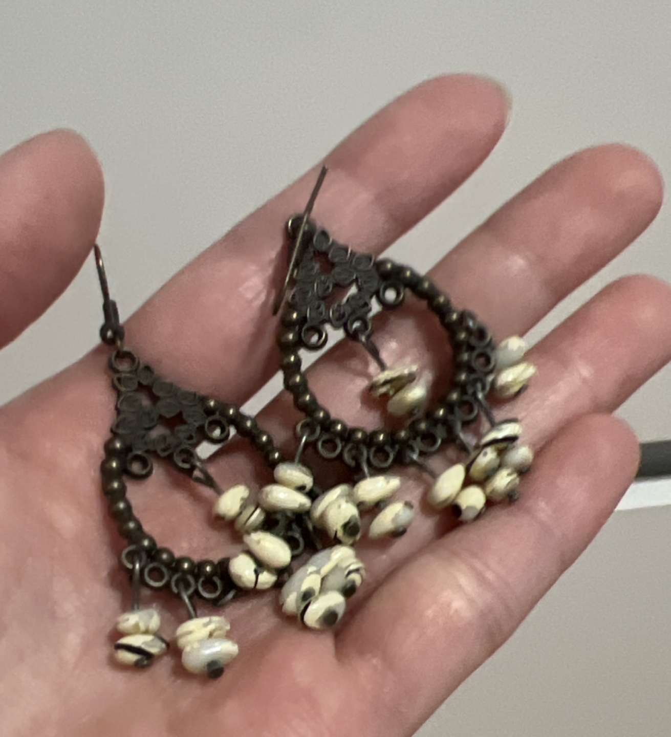 Earings thumbnail