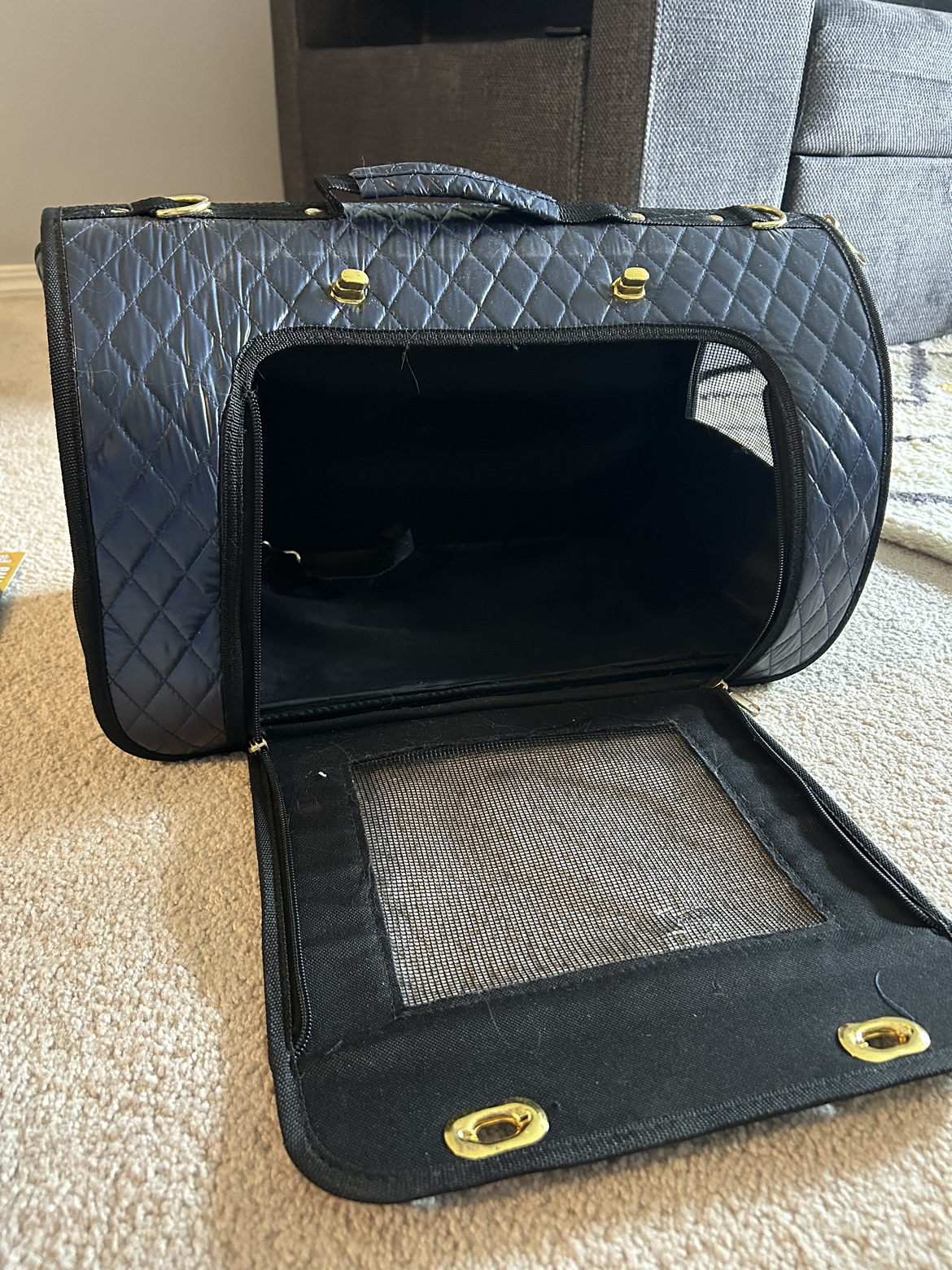 Cat carrier - photo 2