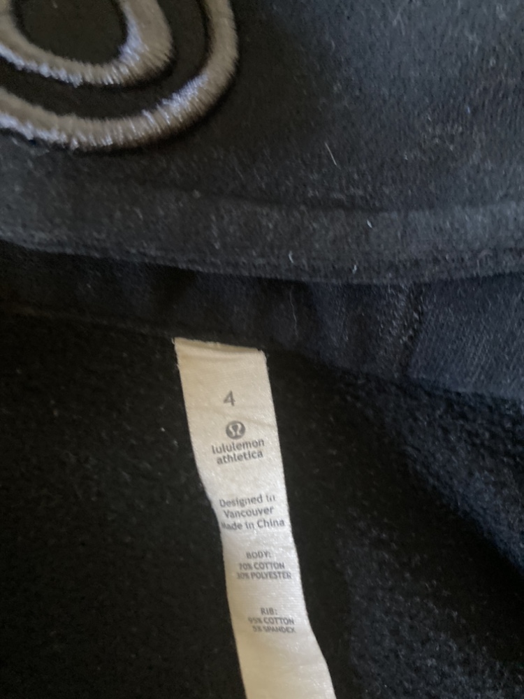 Lululemon size 4 image indicator(3)