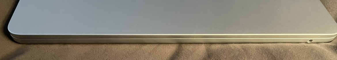 2023 Macbook Air M2 15 inch (SILVER) - photo 3