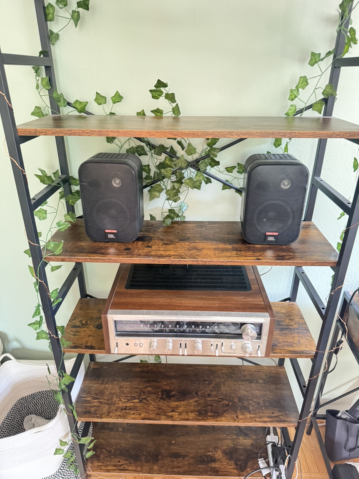 6 tier bookshelf - photo 2