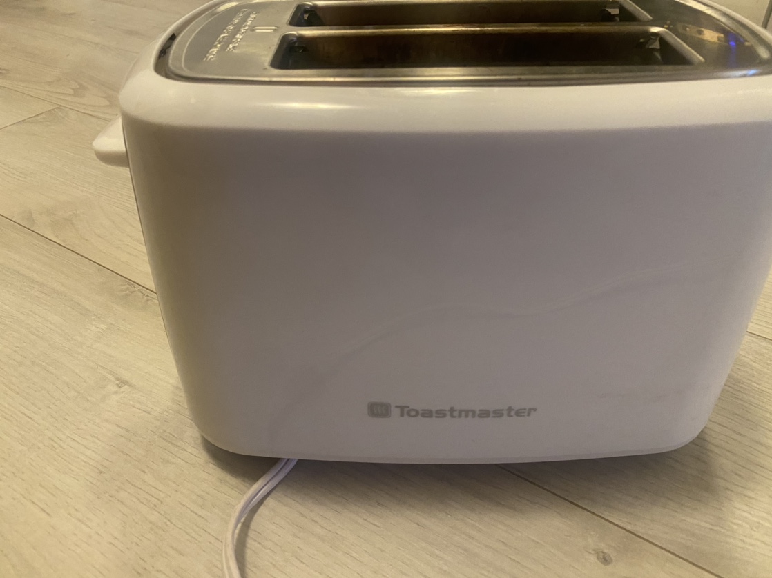 White Toastmaster Toaster thumbnail