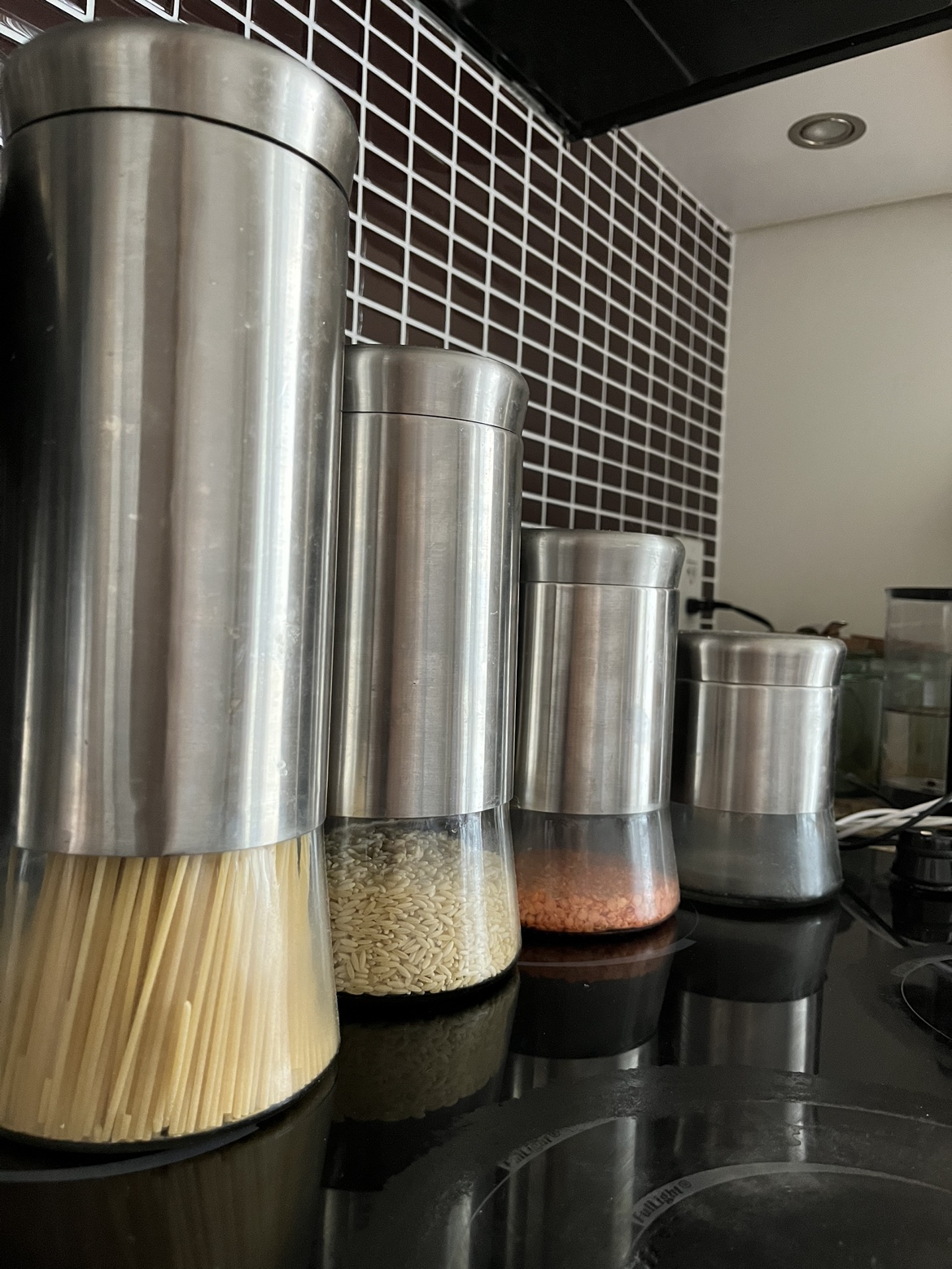 Kitchen glass containers with stainless steel lid - photo 2
