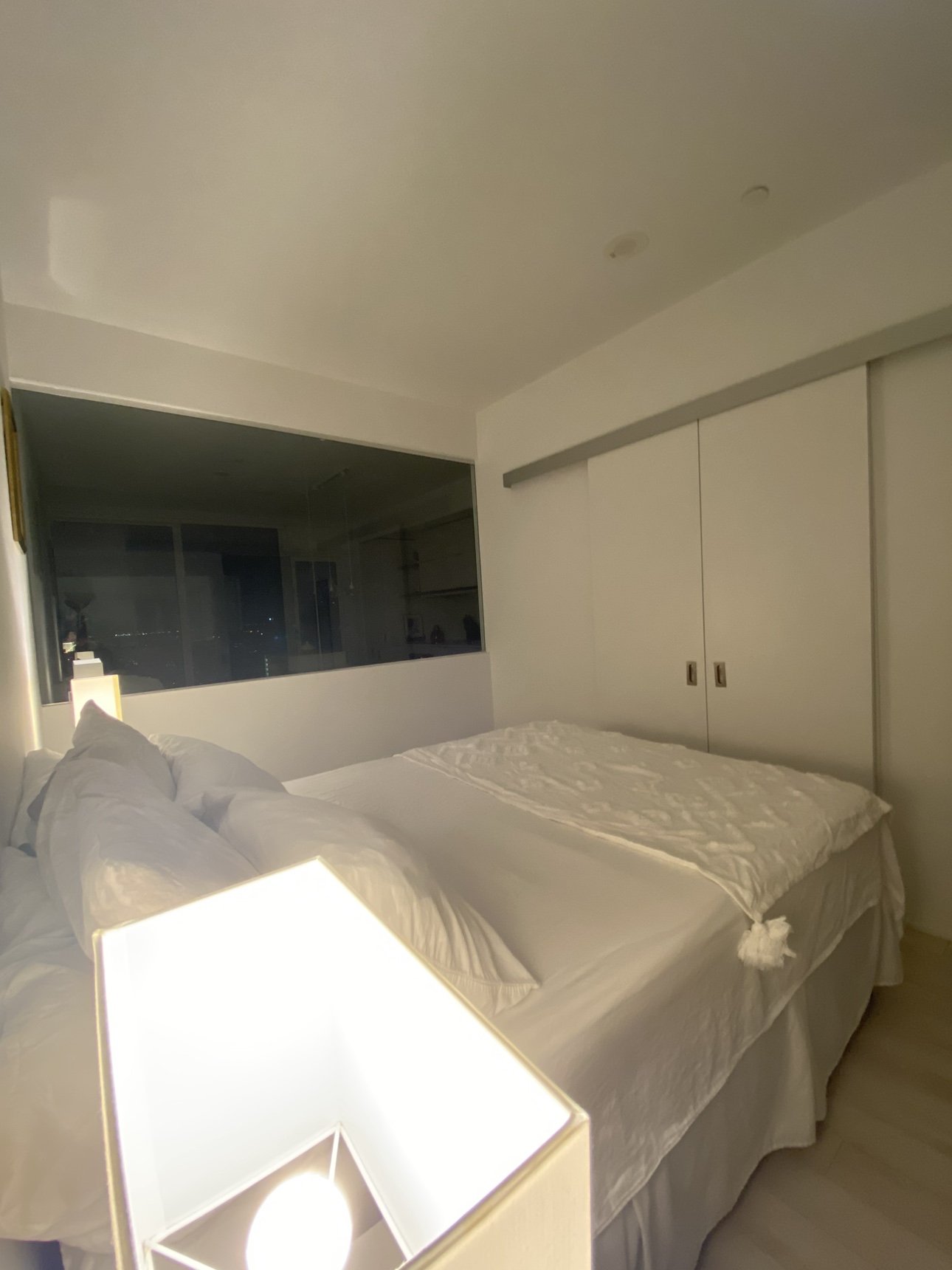 Queen Size Bed image indicator(3)