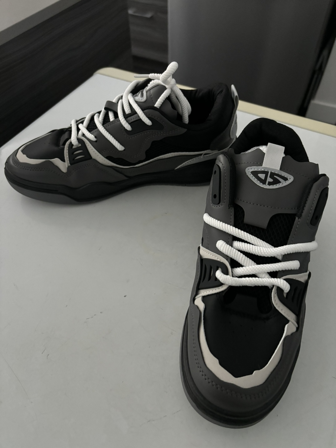 Trendy Sneakers/ Skate Shoes - photo 2