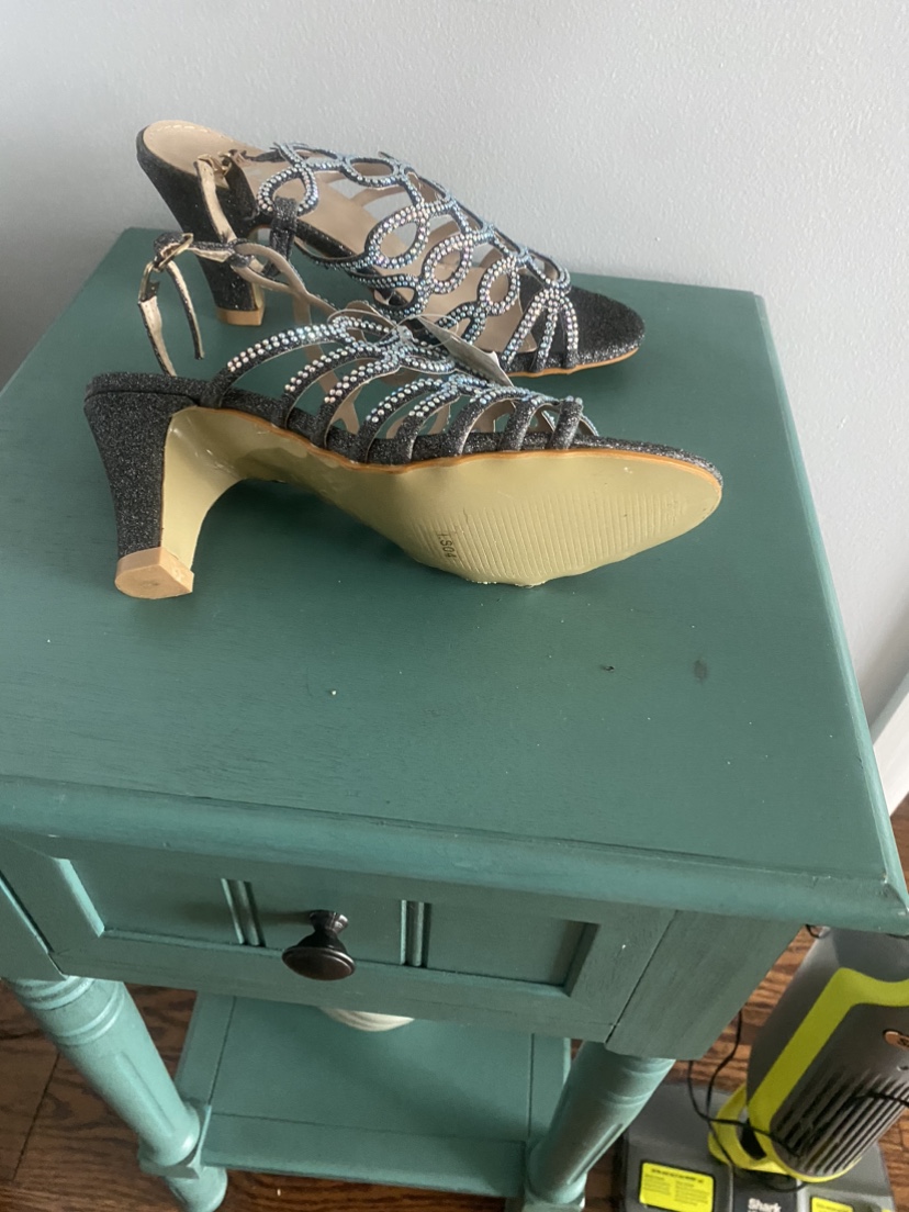 New with tag strappy rhinestone sandal image indicator(3)