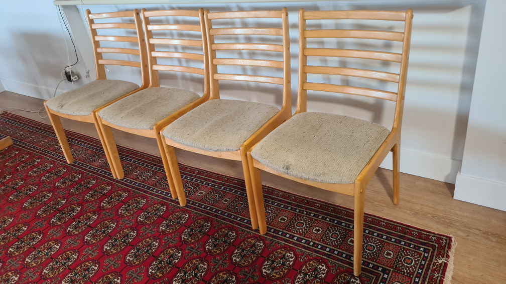 4 dining room chairs - photo 4