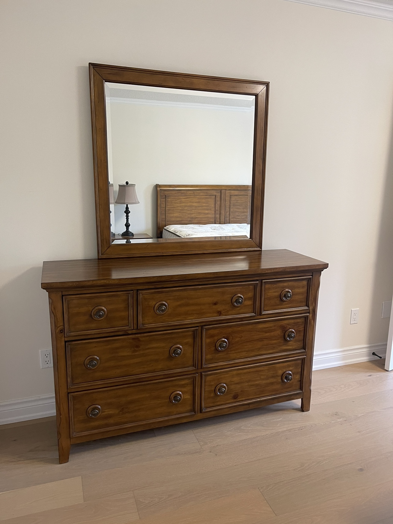 Solid wood Bedroom furniture set - photo 2