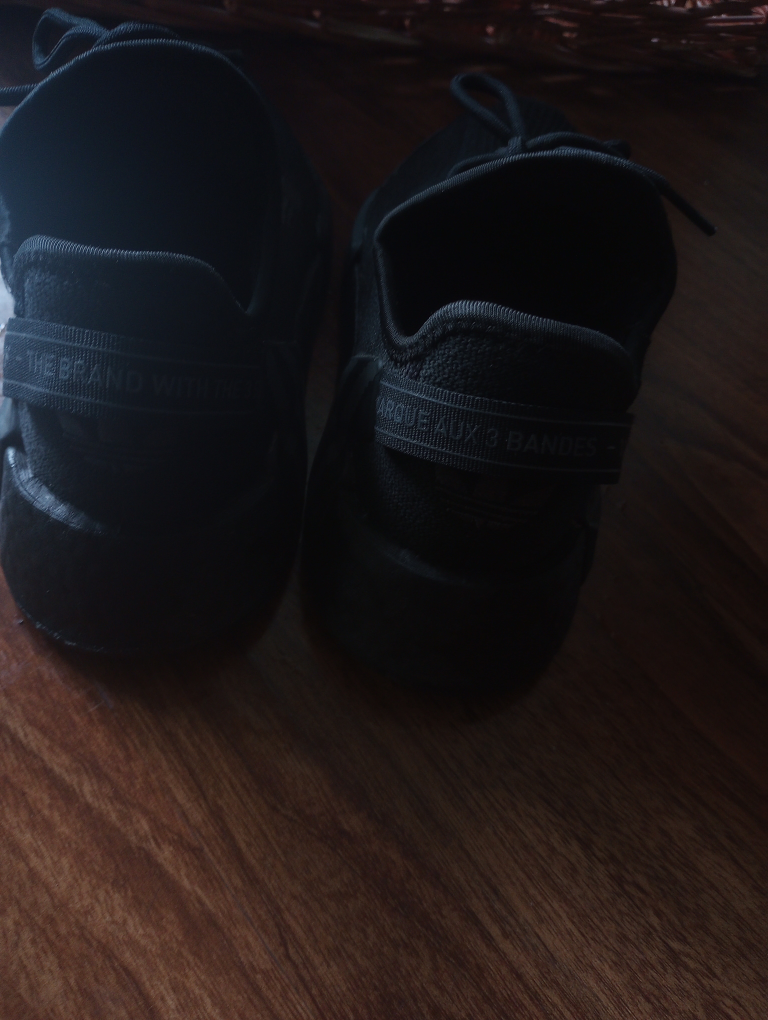 Adidas Runners image indicator(4)