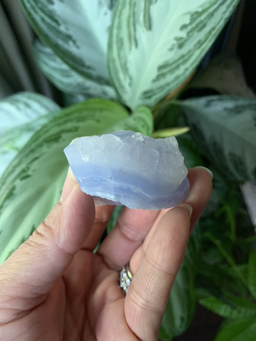 Blue lace agate specimen (a) | crystal image indicator(3)