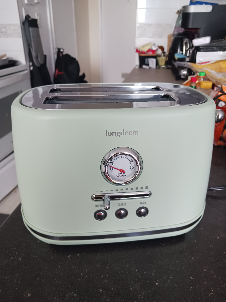 retro style toaster - new,. half price of retail thumbnail