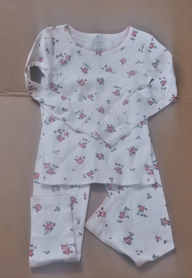 Girls Bundle Clothing - size 4T - Carter Brand image indicator(7)